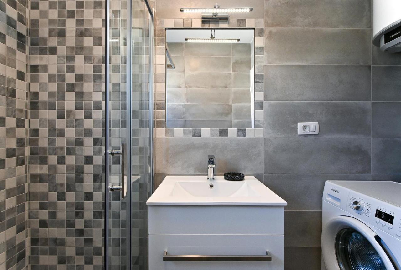 Luxury Apartment White Crystal Kaštela Екстериор снимка