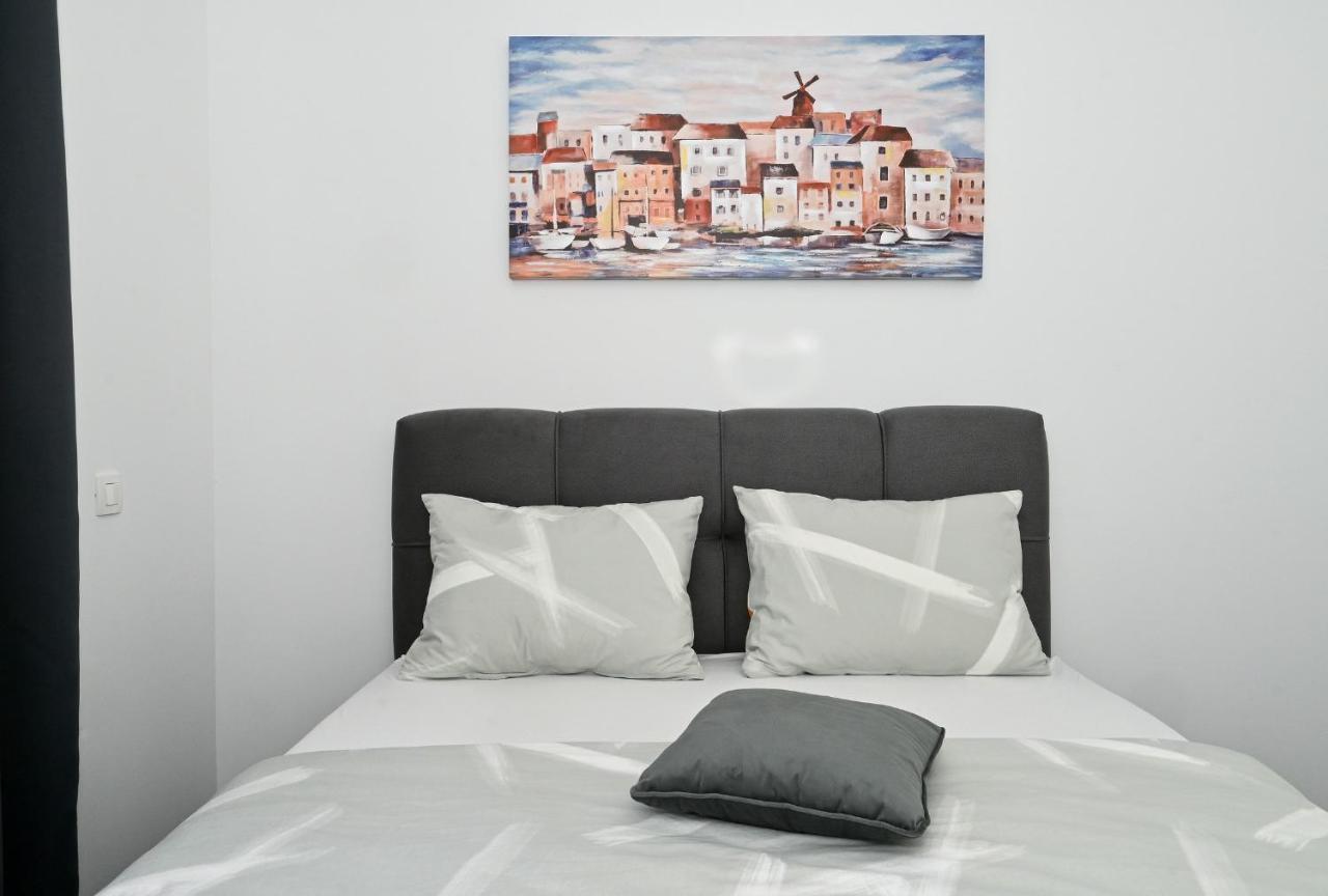 Luxury Apartment White Crystal Kaštela Екстериор снимка
