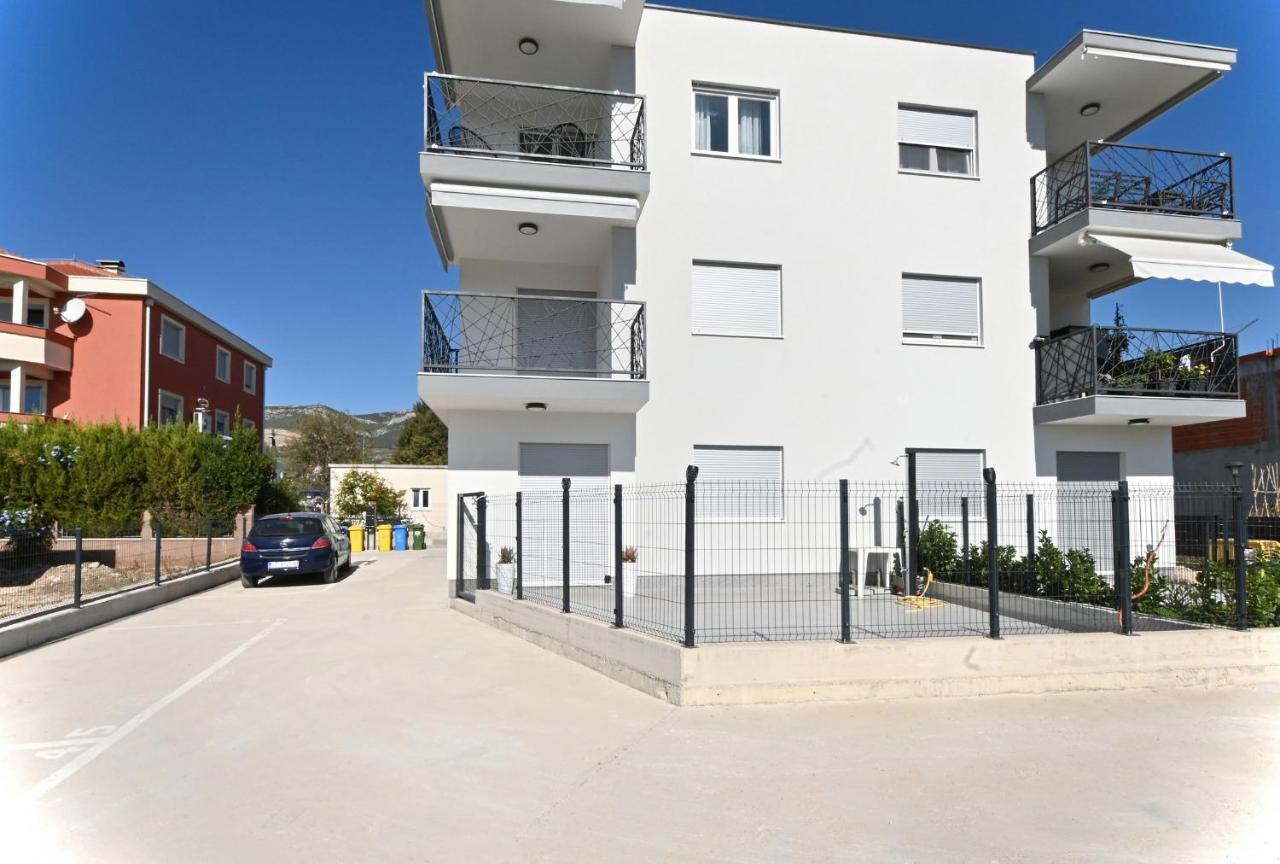 Luxury Apartment White Crystal Kaštela Екстериор снимка